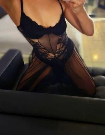 Aurora Hot Independent Female Escort In 