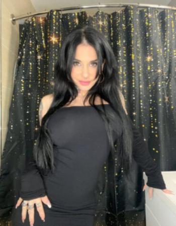 Andry Girl Young Female Escort In 