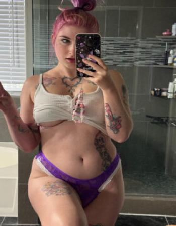 Mistress Luna Young Female Escort In 