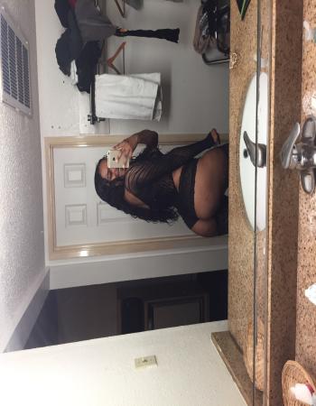 Liyah  Lavish Young Female Escort In 