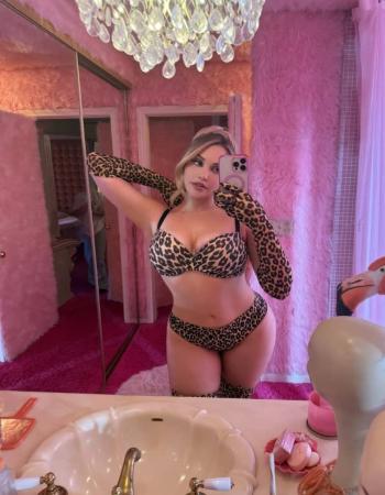 Linda  Felton  Mississippi State Escorts 11876