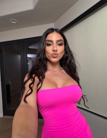 30 Year BBW Minouche Molly Escort IN Ireland