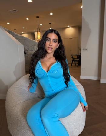 Minou Molly Sexy Female Escort In Munster