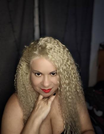 Mary Santos P Mature Female Escort In Leinster