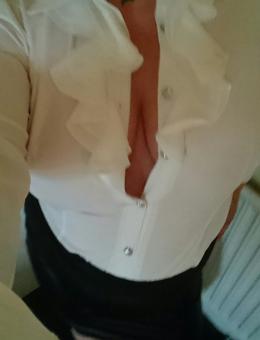 33 Year  Female Escort In East Sussex
