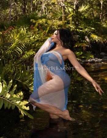Ferrari  Nicole Independent Female Escort In 