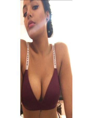 Rebeca Sexy Sexy Female Escort In 