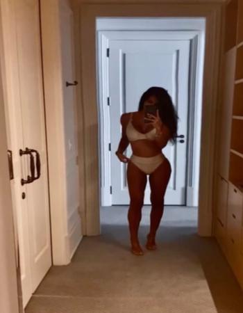 Elite Bell Young Female Escort In 