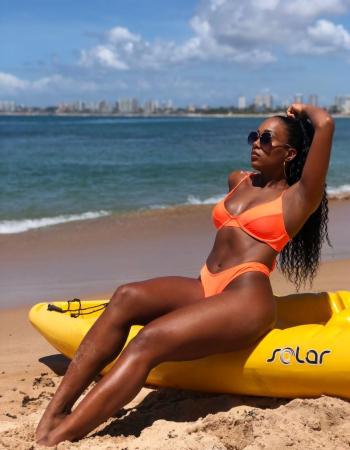 Briza Braz Young Female Escort In 