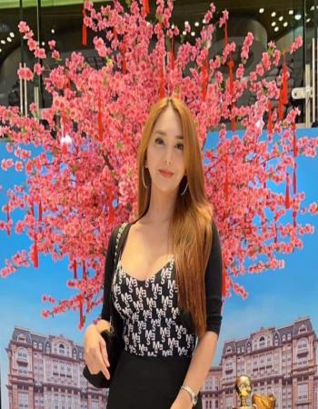Mariana Hochi Sexy Female Escort In 