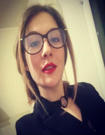 Nika Hot Independent Female Escort In 