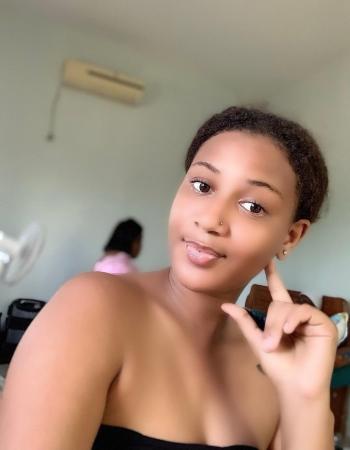 Voila Babe  Escorts 9109